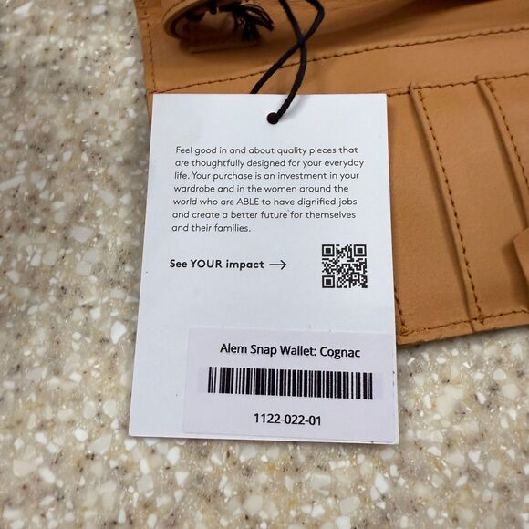 NWT Able Alem Snap Leather Wallet in Cognac - Picture 5 of 7